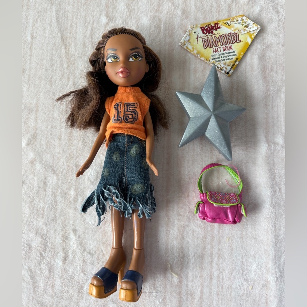 VTG Y2K Yasmin 2001 Bratz Doll